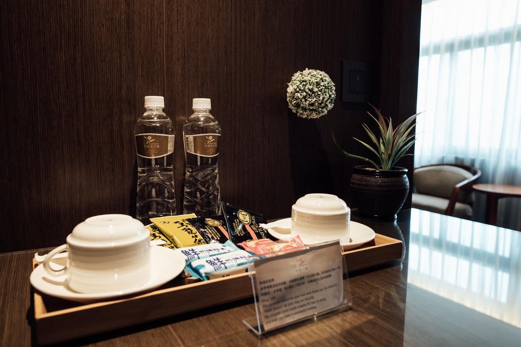 Hotel Sukimi Tainan Exterior foto